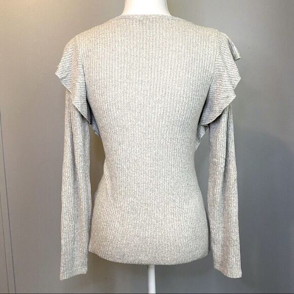 NWOT Lucky Brand Gray Ribbed Flutter Sleeve Top - Picture 3 of 7